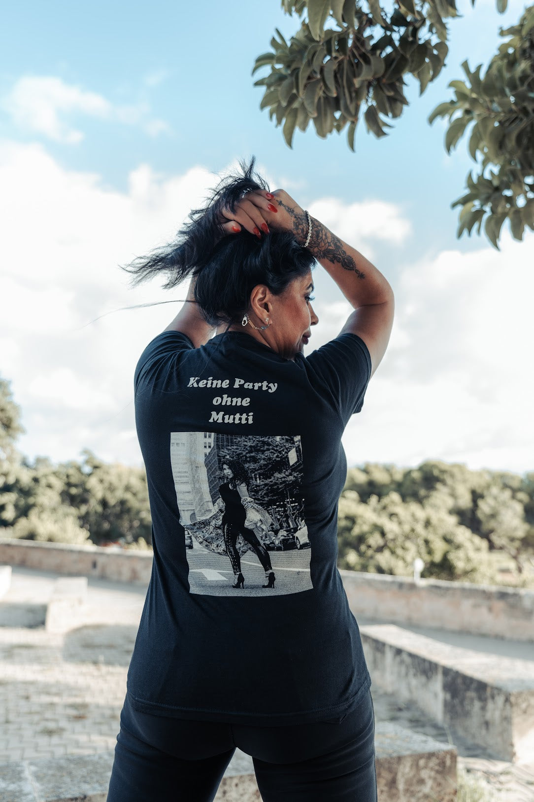 Keine Party ohne Mutti T-Shirt schwarz